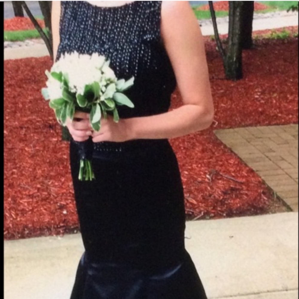 SHERRI HILL PROM DRESS